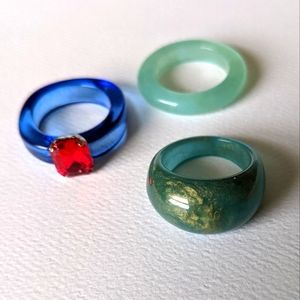 3 Vintage Style Chunky Acrylic Rings Blue, Turquoise, Sea Green